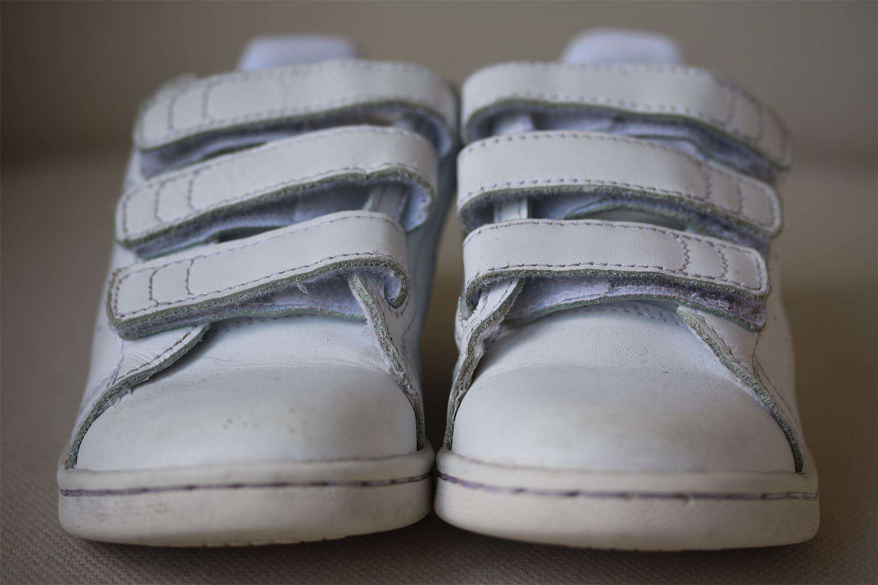 ADIDAS ORIGINALS STAN SMITH KIDS WHITE TRAINERS EU 27 UK 9.5 - Image 2