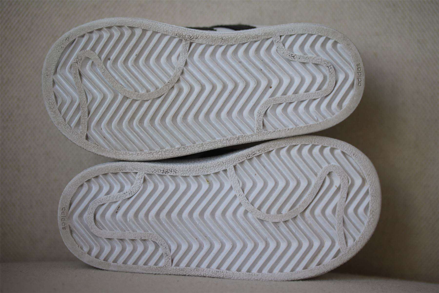 ADIDAS ORIGINALS SUPERSTAR KIDS WHITE TRAINERS EU 23 UK 6 - Image 4