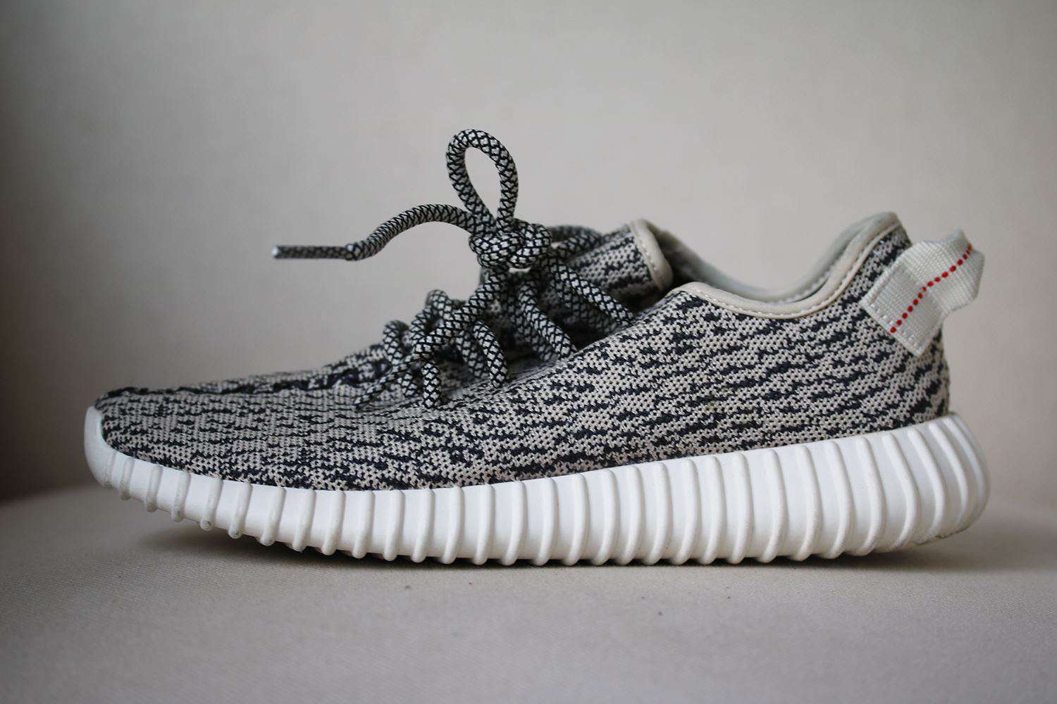 ADIDAS YEEZY BOOST 350 TURTLE DOVE SNEAKERS EU 38.5 UK 5.5 US 6 - Image 2