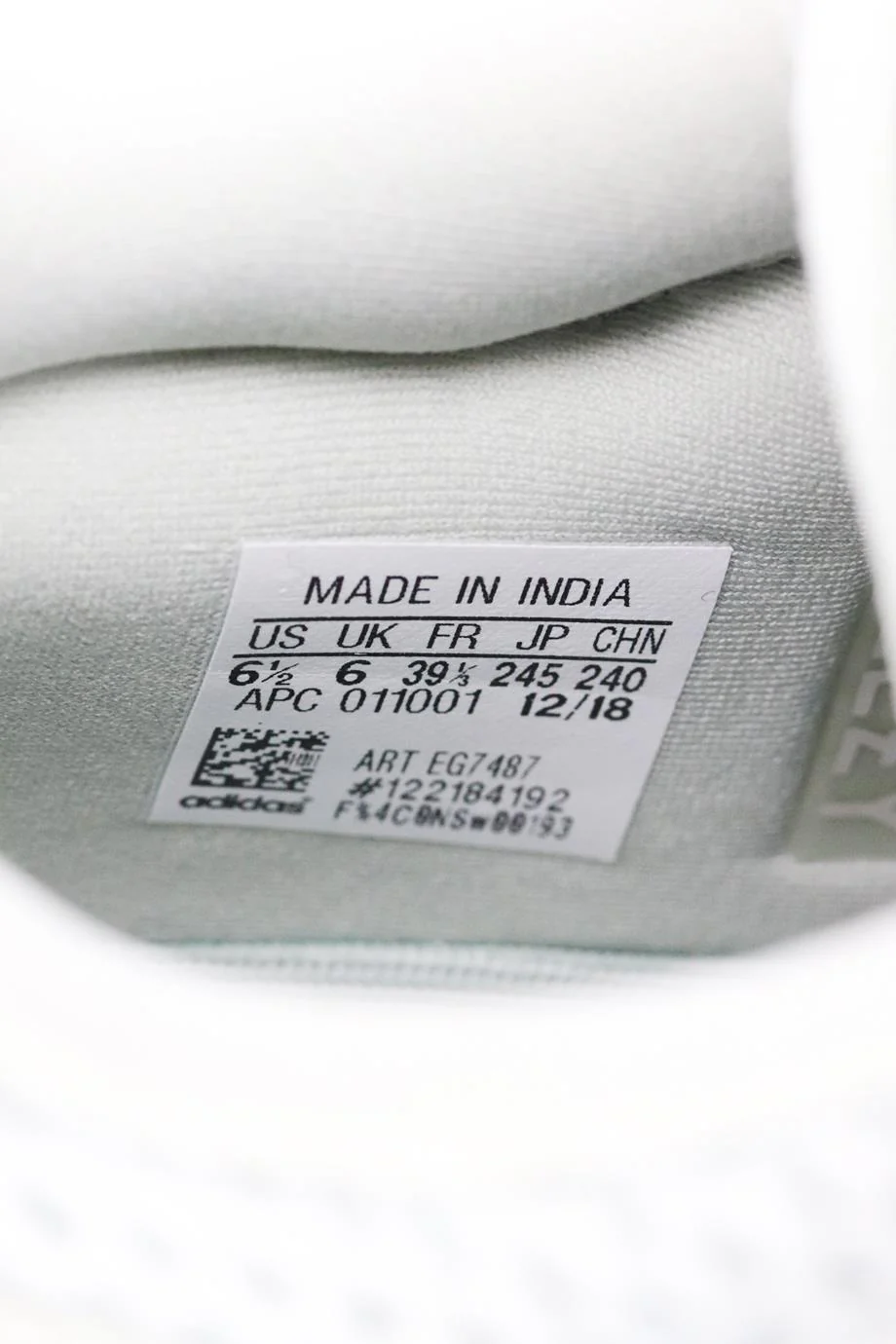 ADIDAS YEEZY BOOST 700 V1 MESH AND SUEDE SNEAKERS EU 39 UK 6 US 6.5 - Image 5