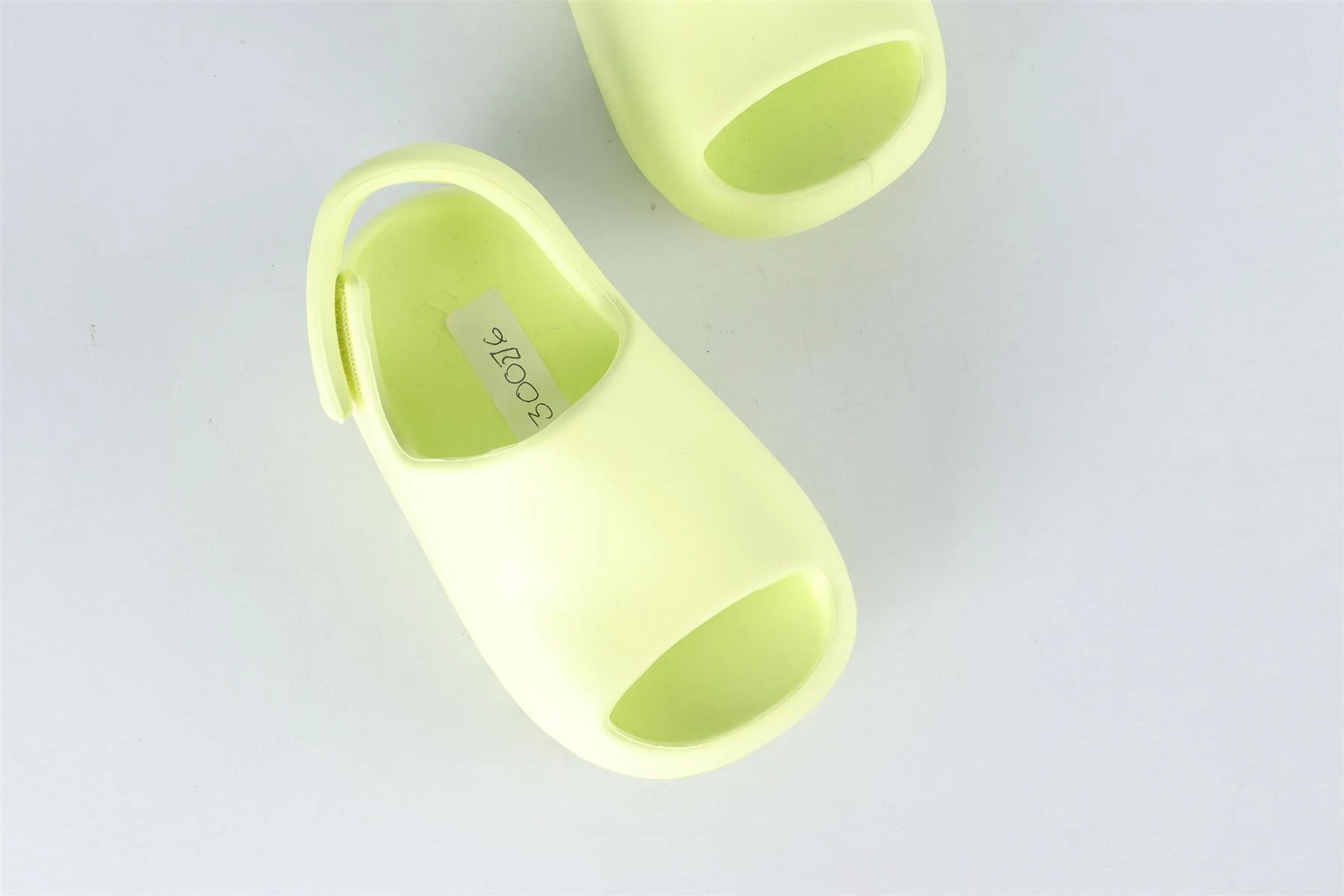 ADIDAS YEEZY YELLOW BABY GIRLS RUBBER SANDALS EU 23 UK 6 US 6 - Image 4