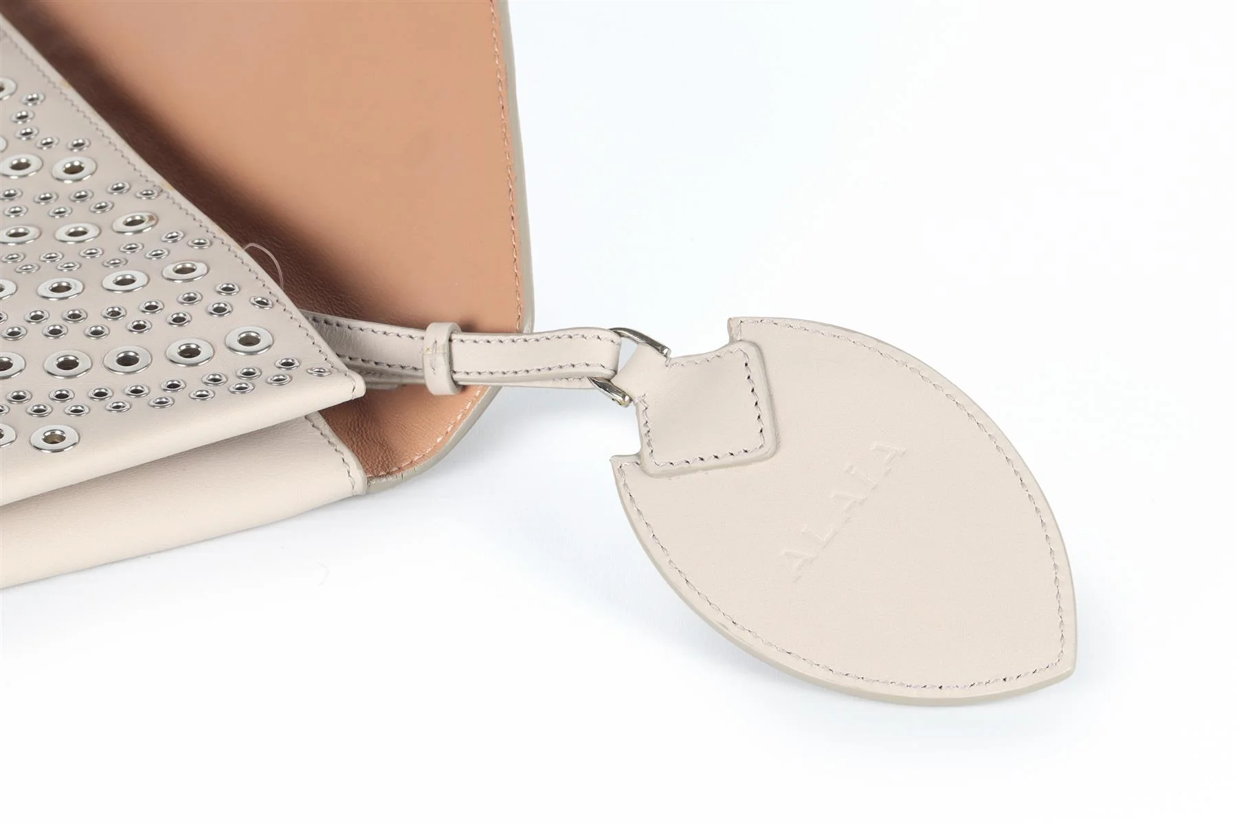 ALAÏA GREY LEATHER CLUTCH - Image 10