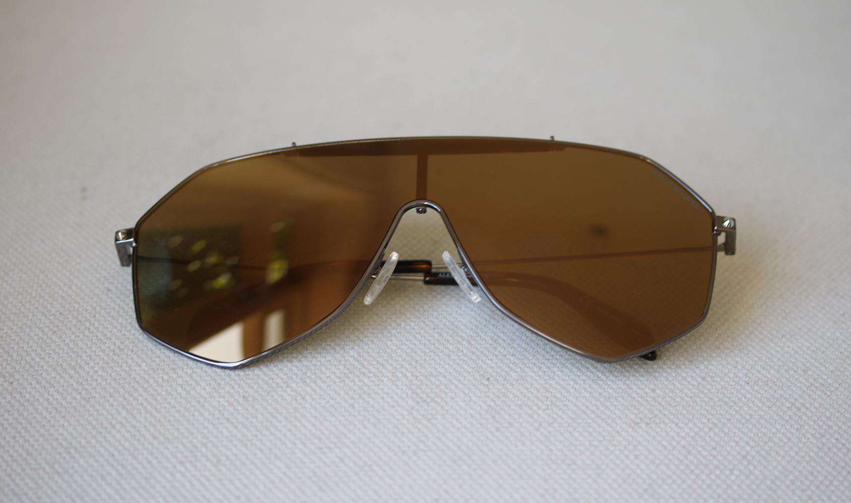 ALEXANDER MCQUEEN AM0138S 002 OVERSIZED RUTHENIUM AND BRONZE SUNGLASSES - Image 2