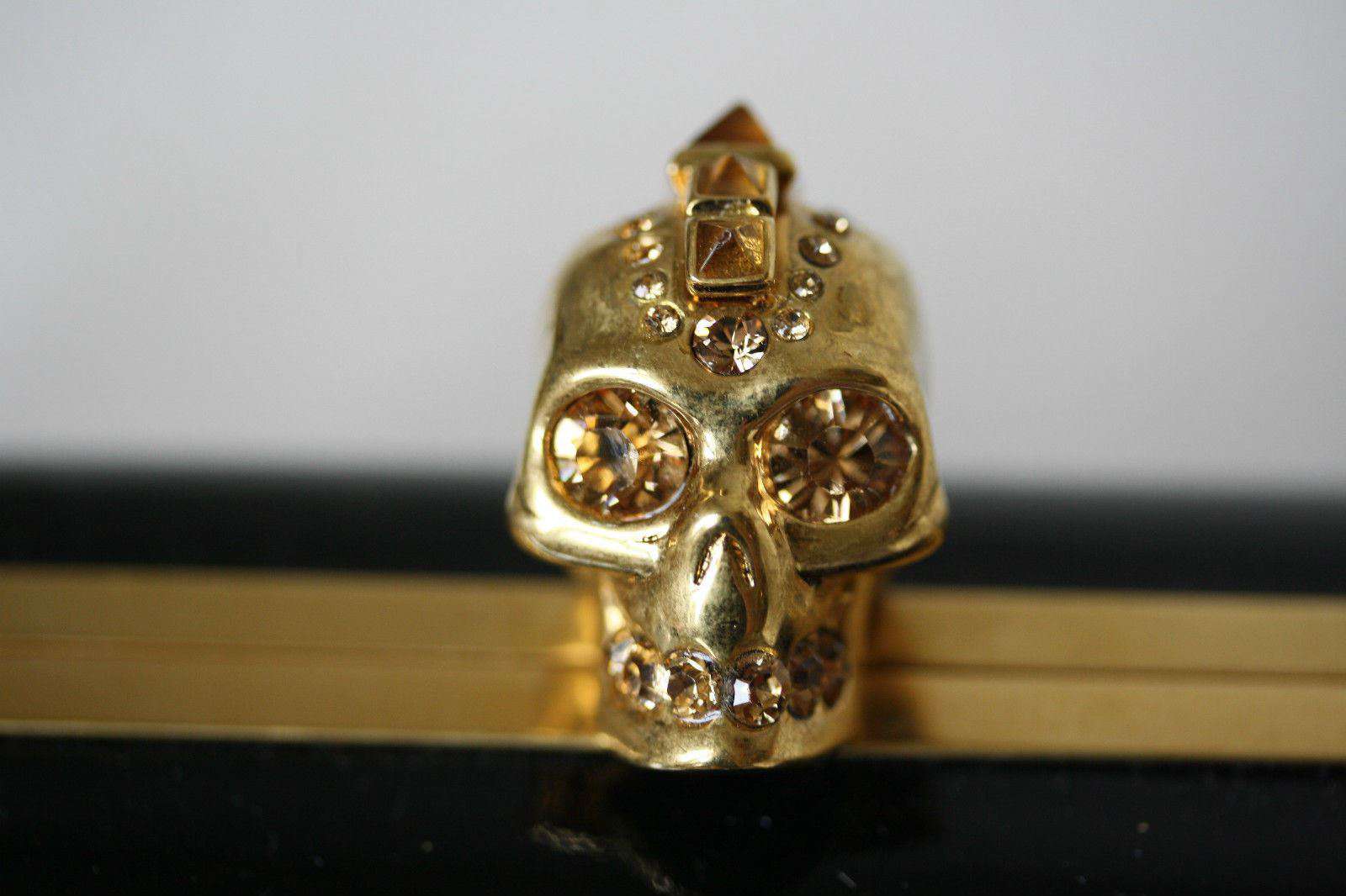 ALEXANDER MCQUEEN BLACK SKULL GLOSSED LEATHER BOX CLUTCH - Image 7