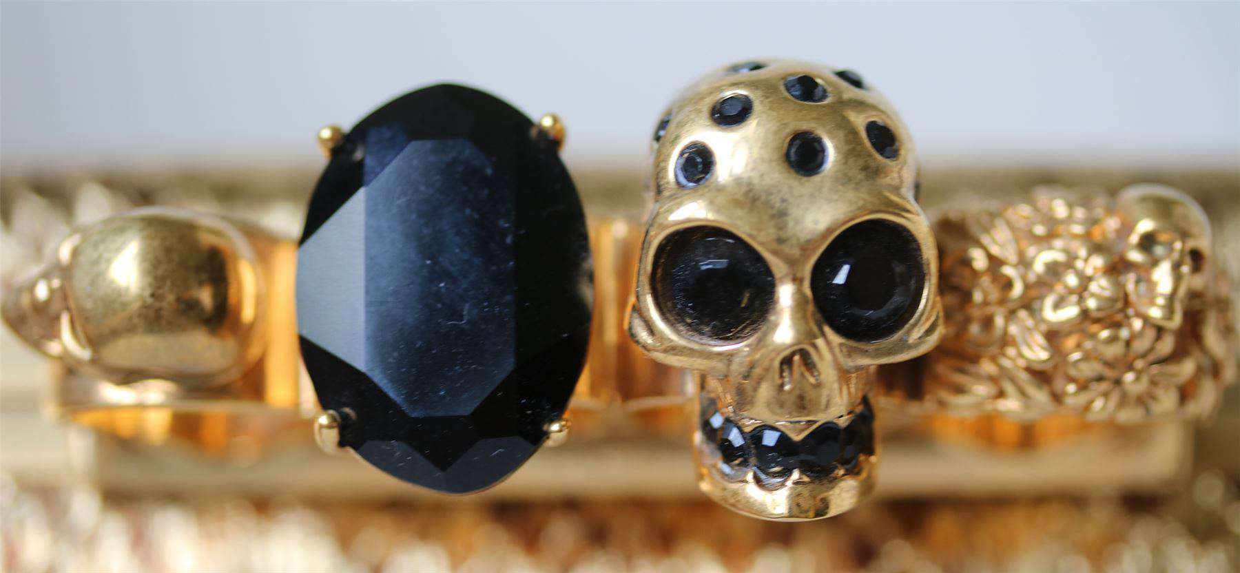 ALEXANDER MCQUEEN LEATHER KNUCKLE BOX CLUTCH - Image 2