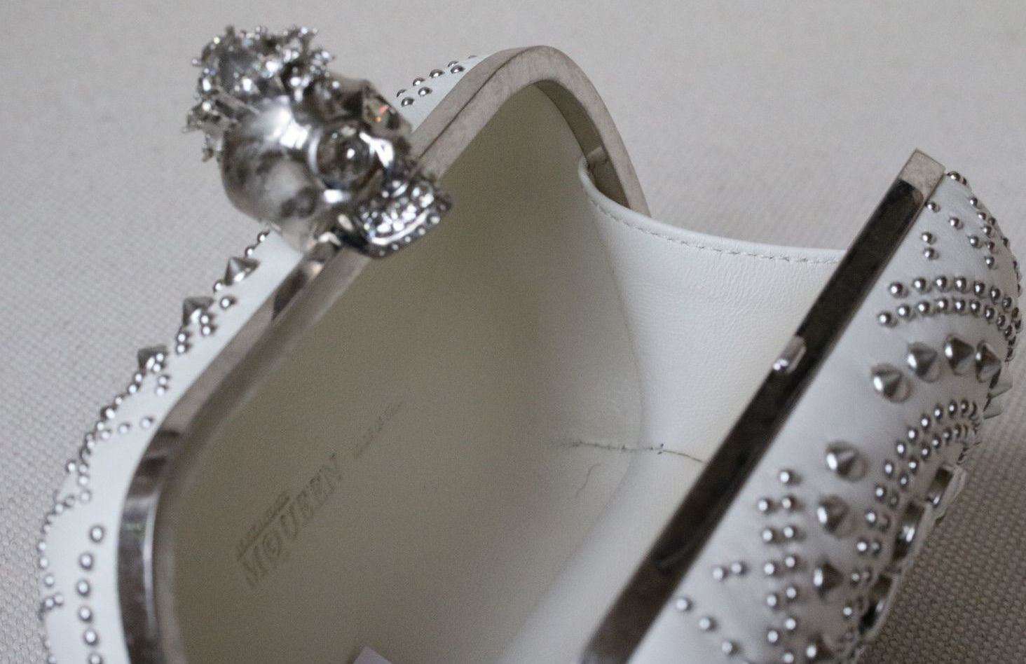 ALEXANDER MCQUEEN NAPPA LEATHER SKULL BOX CLUTCH - Image 4
