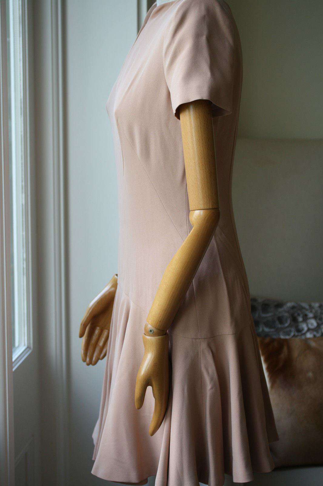 ALEXANDER MCQUEEN NUDE CREPE DRESS SMALL - Image 5