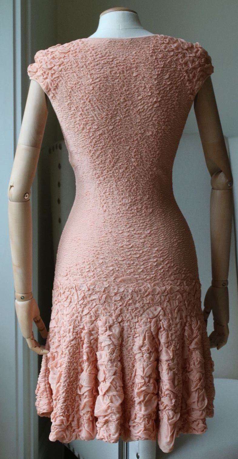 ALEXANDER MCQUEEN NUDE RUFFLE KNITTED DRESS MEDIUM - Image 3