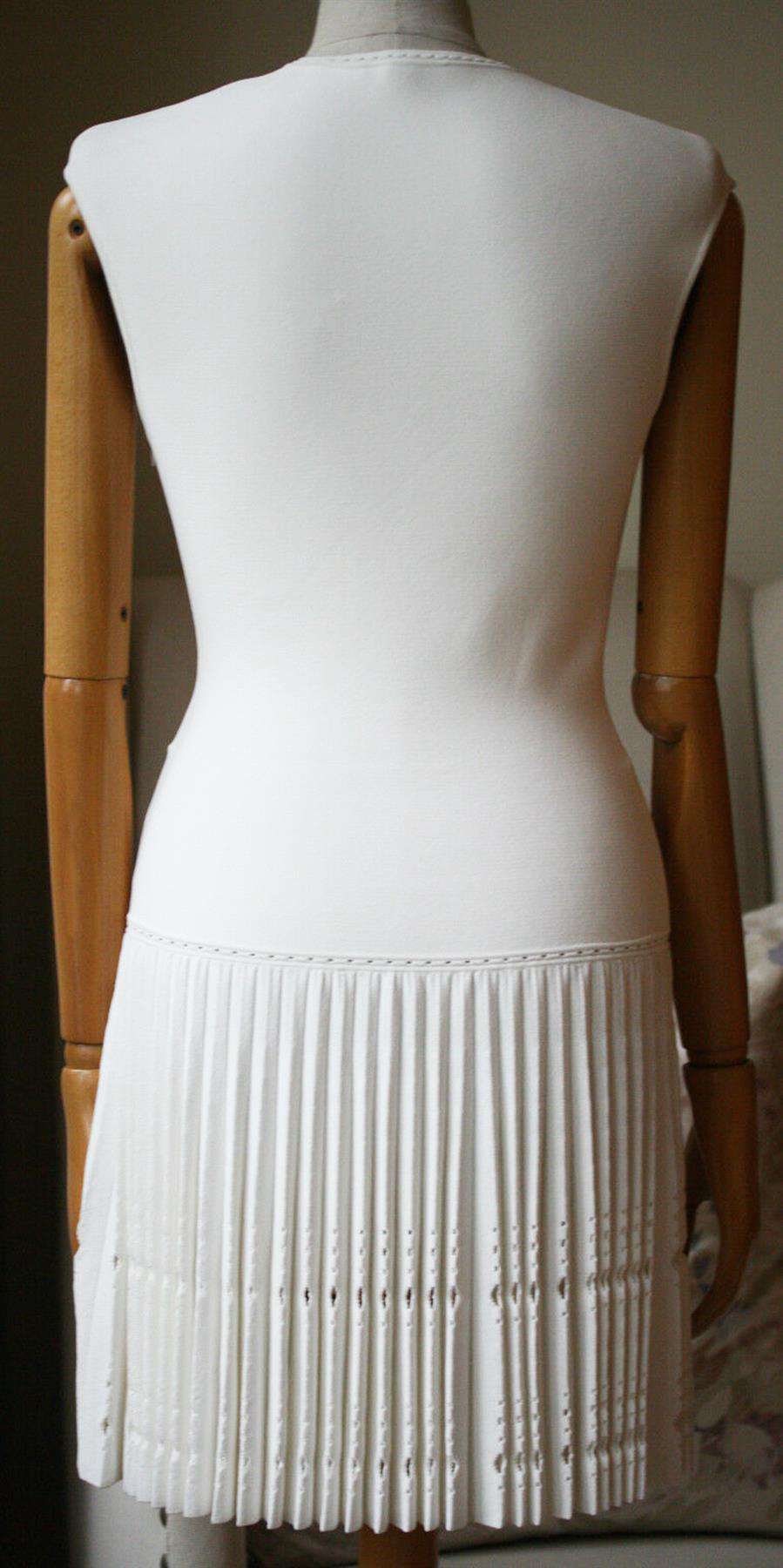 ALEXANDER MCQUEEN PLEATED PERFORATED DRESS SMALL - Image 5