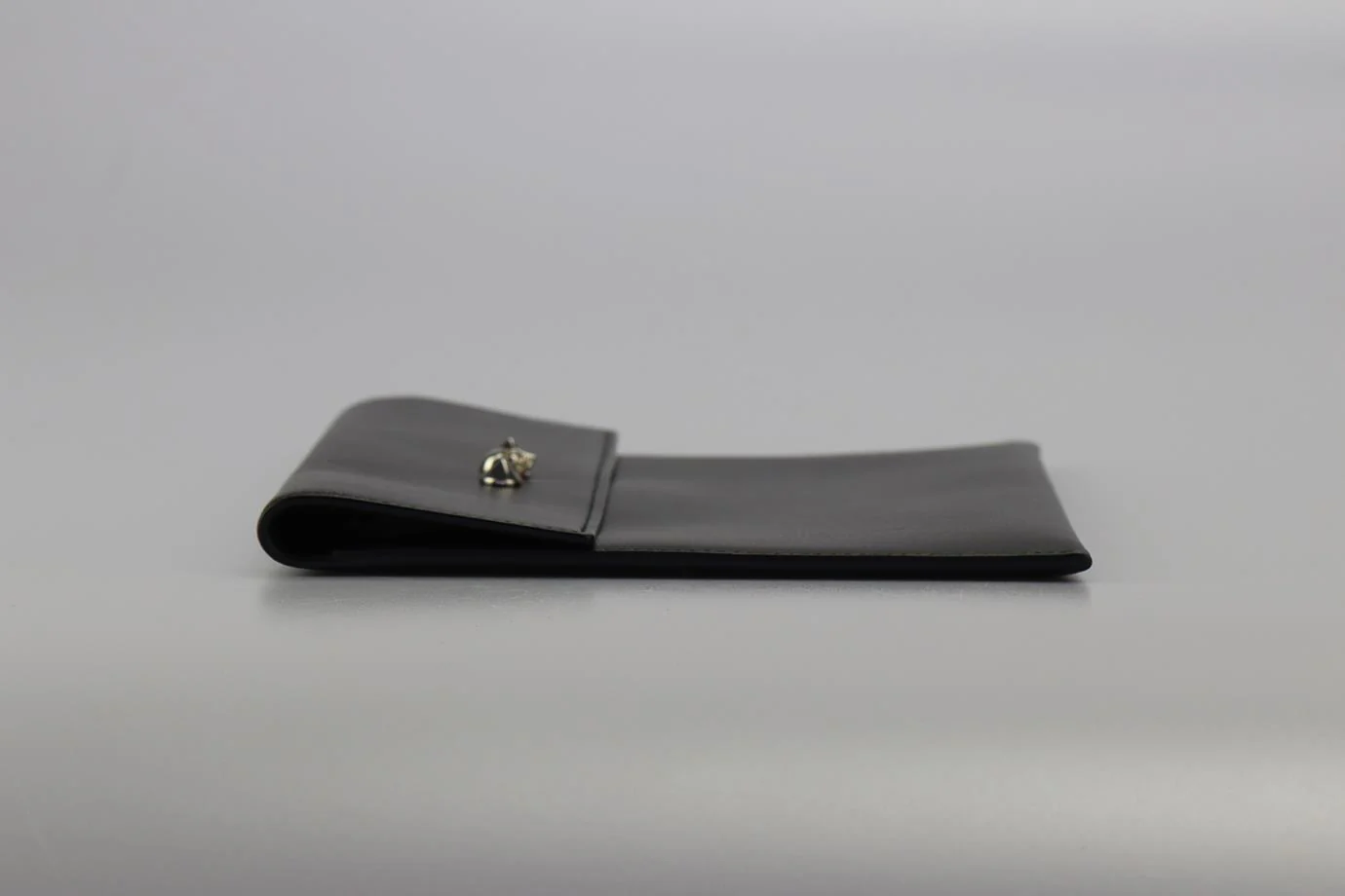 ALEXANDER MCQUEEN STUDDED LEATHER CLUTCH - Image 6
