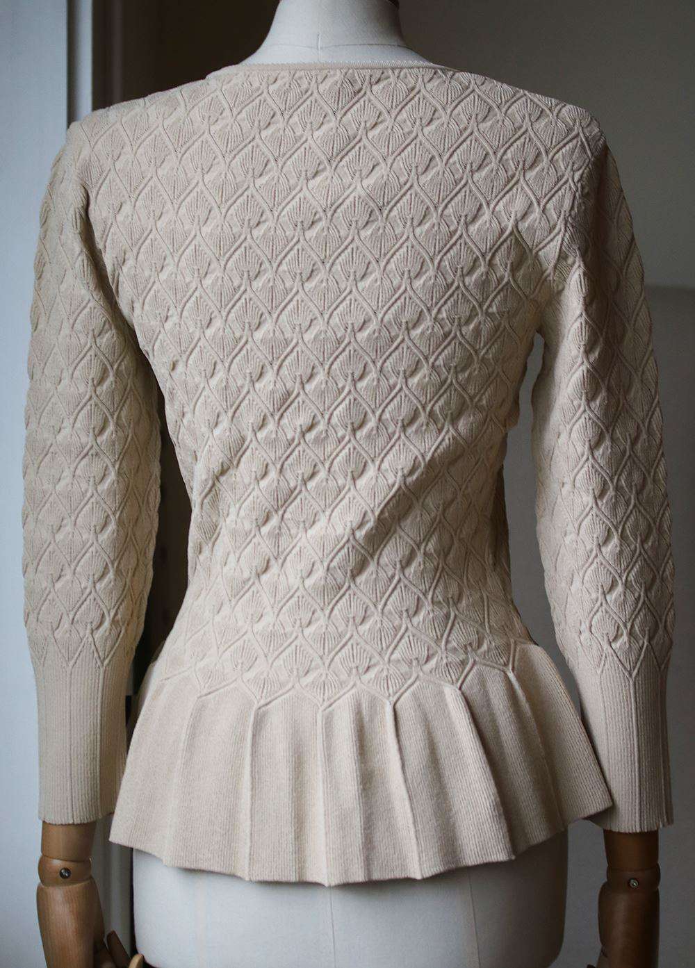 ALEXANDER MCQUEEN TEXTURED KNITTED PEPLUM TOP LARGE - Image 4