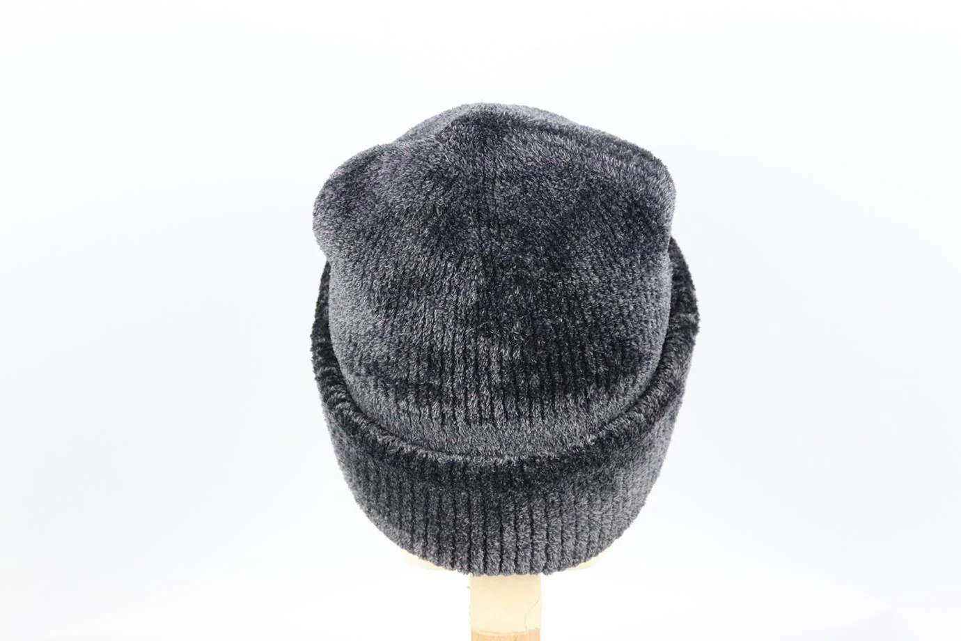 ALEXANDER WANG APPLIQUÉD RIBBED KNIT BEANIE ONE SIZE - Image 5