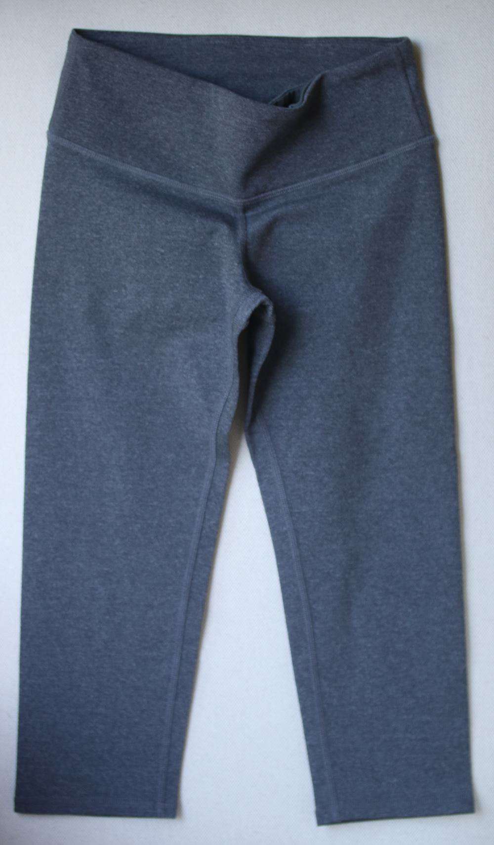 ALO YOGA AIRBRUSH MARL CAPRI LEGGINGS XXSMALL - Image 3