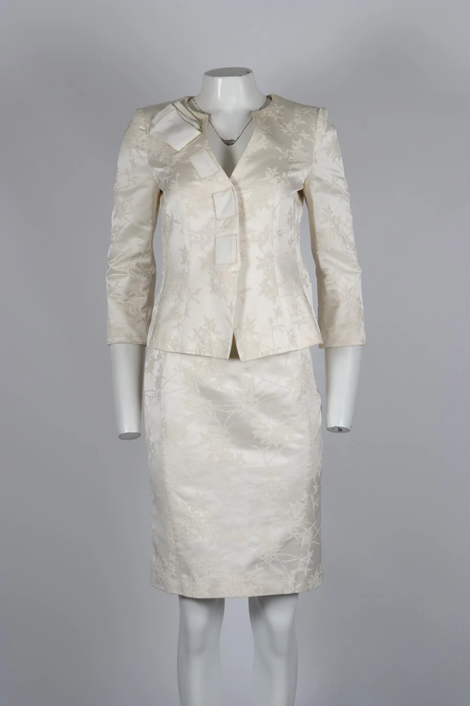 ARMANI COLLEZIONI VINTAGE SATIN BLAZER AND SKIRT SET IT 40-42 UK 8-10 - Image 2