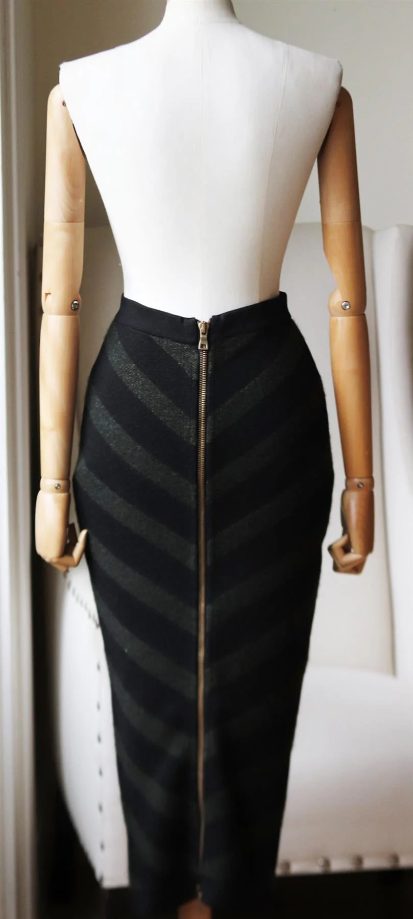 BALMAIN CHEVRON PATTERNED MOHAIR BLEND MIDI SKIRT FR 36 UK 8 - Image 4