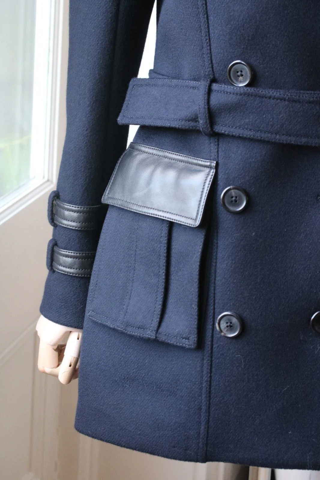 BALMAIN FUR-TRIMMED DOUBLE-BREASTED BELTED WOOL AND CASHMERE COAT FR 36 UK 8 - Image 5
