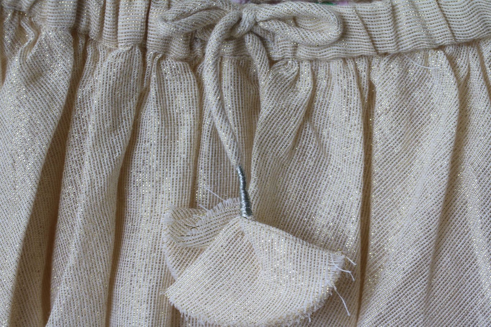 BONPOINT BABY GIRLS GOLD ELISE BLOUSE AND SOLINA SKIRT SET 4 YEARS - Image 3