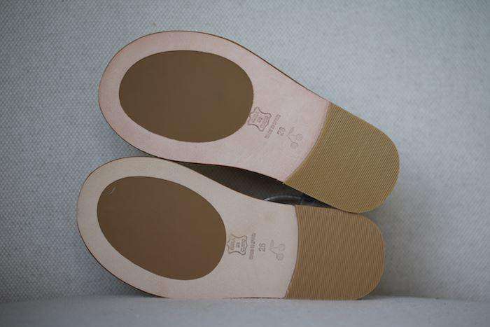 BONPOINT GIRLS SILVER & YELLOW CHERRY SANDALS EU 26 UK 8 - Image 4