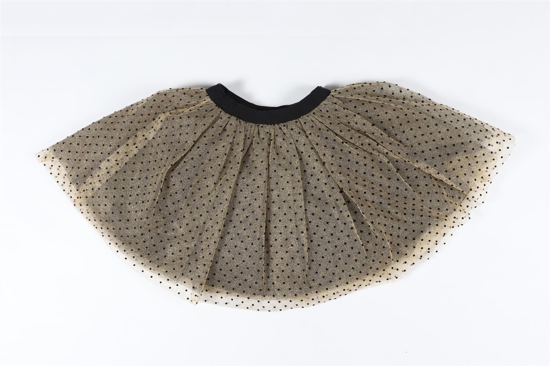 BONPOINT GOLD KIDS GIRLS TULLE SKIRT 6 YEARS - Image 4