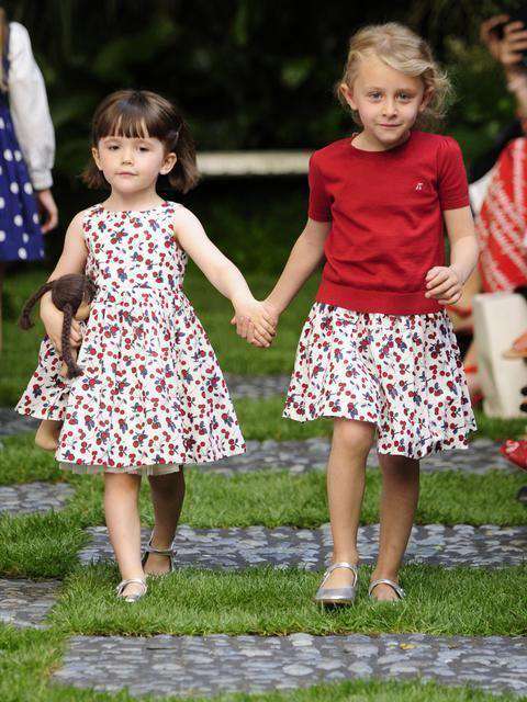 BONPOINT KIDS GIRLS CHERRY PRINT SKIRT 4 YEARS - Image 4