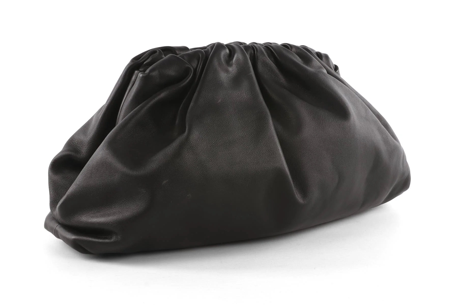 BOTTEGA VENETA BLACK POUCH LEATHER CLUTCH - Image 3