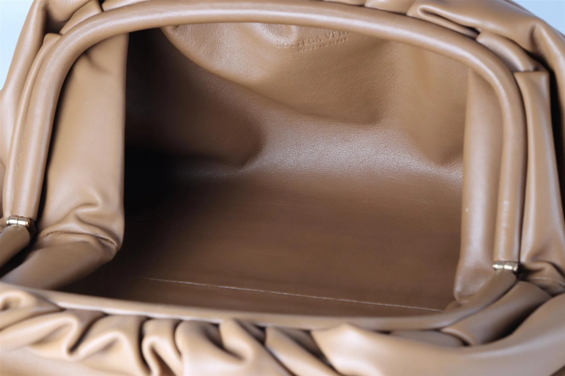BOTTEGA VENETA BROWN POUCH LARGE LEATHER CLUTCH - Image 10