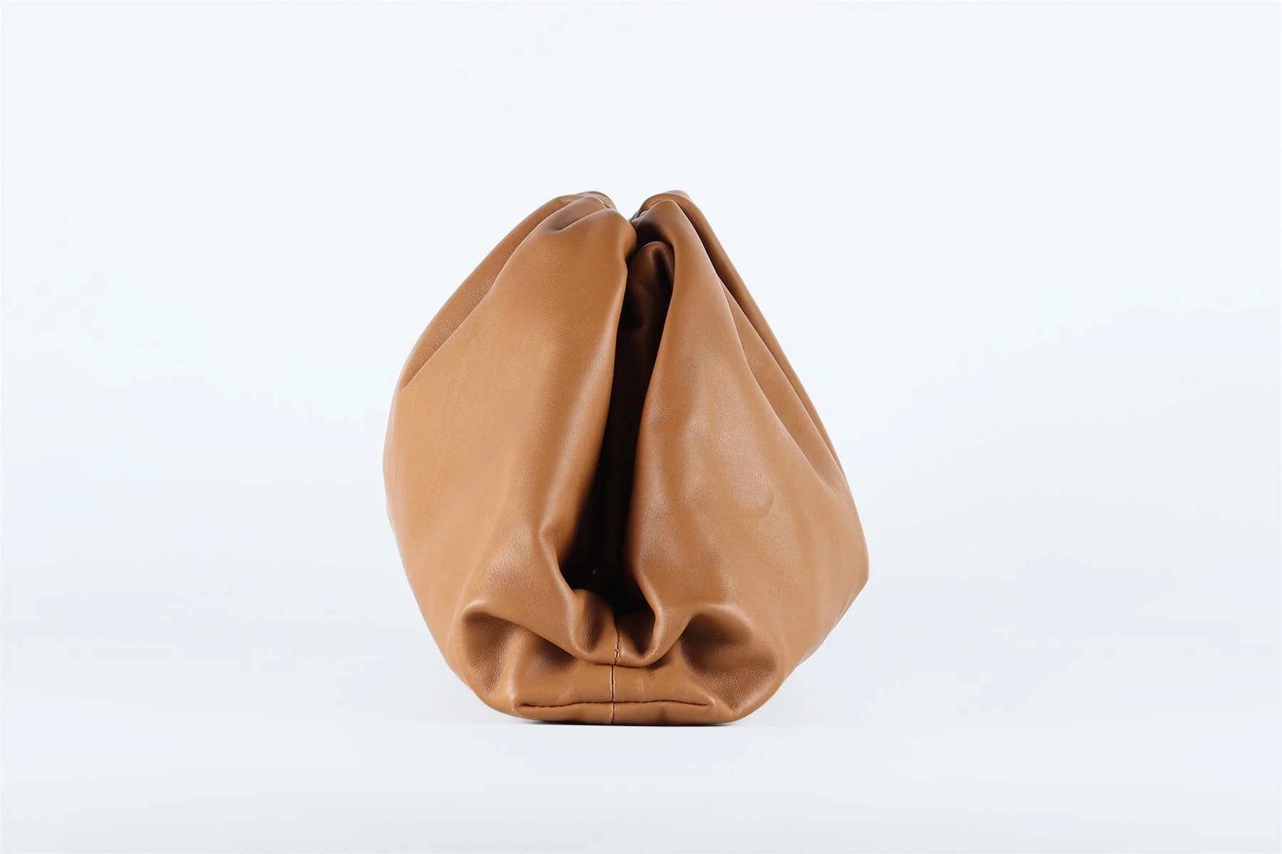 BOTTEGA VENETA BROWN POUCH LARGE LEATHER CLUTCH - Image 4