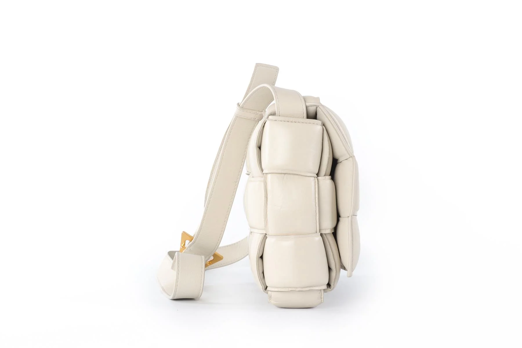 BOTTEGA VENETA ECRU CASSETTE INTRECCIATO LEATHER SHOULDER BAG - Image 7