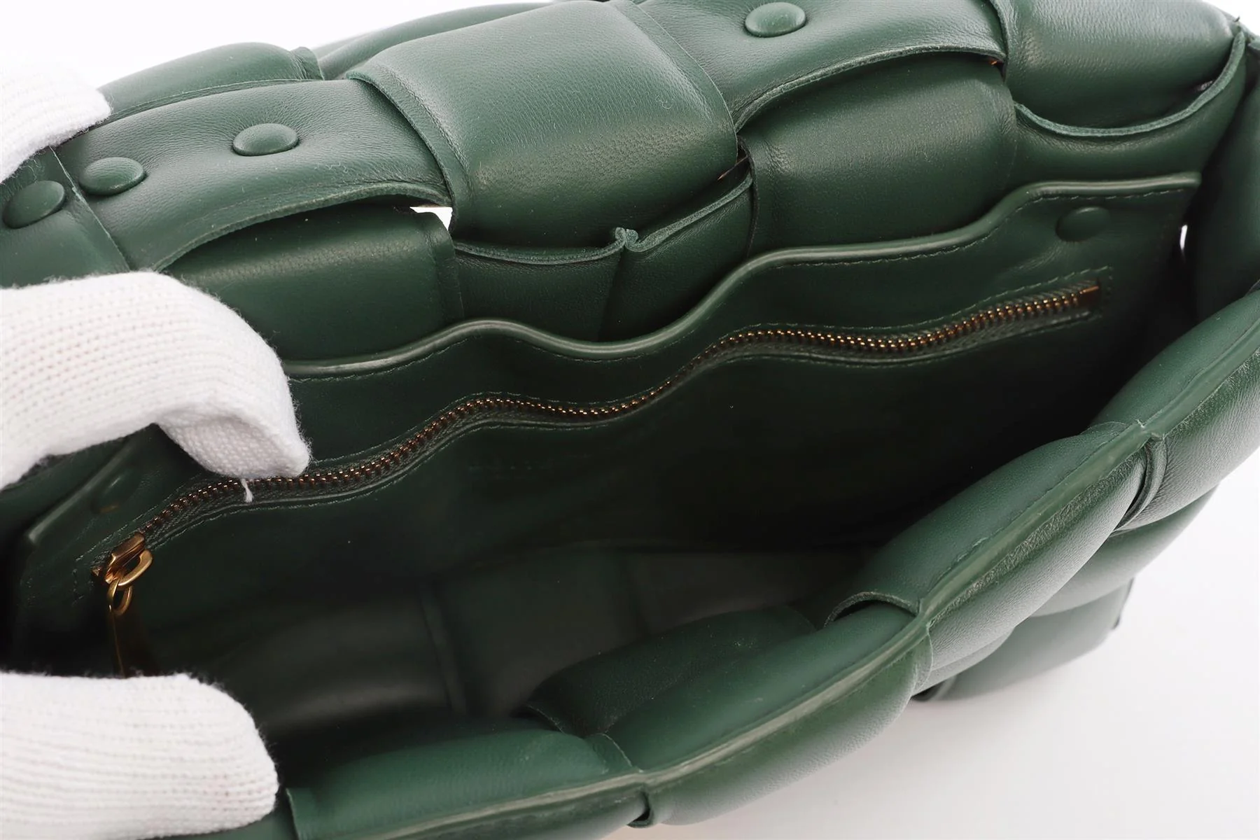 BOTTEGA VENETA GREEN THE CHAIN CASSETTE INTRECCIATO LEATHER SHOULDER BAG - Image 10