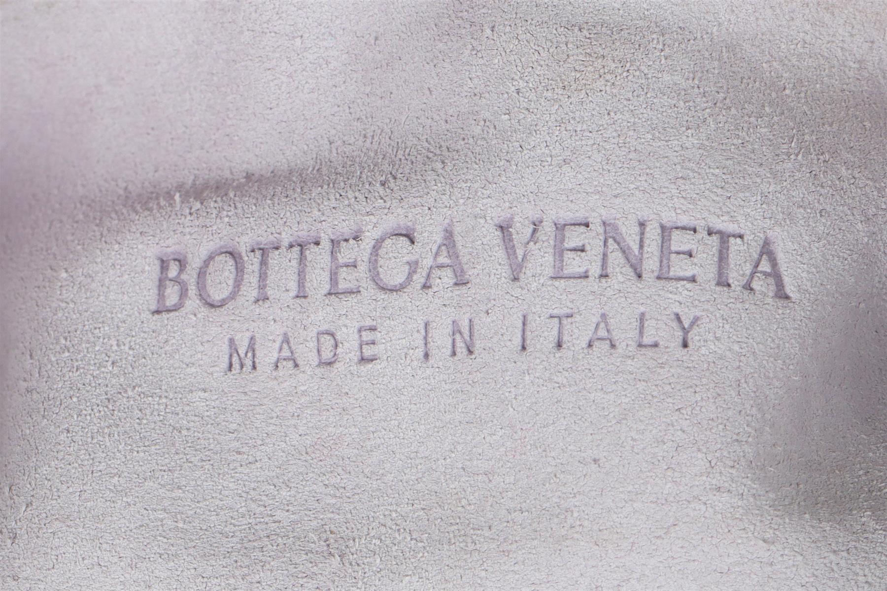 BOTTEGA VENETA PINK JODIE MINI INTRECIATTO SUEDE TOTE BAG - Image 9