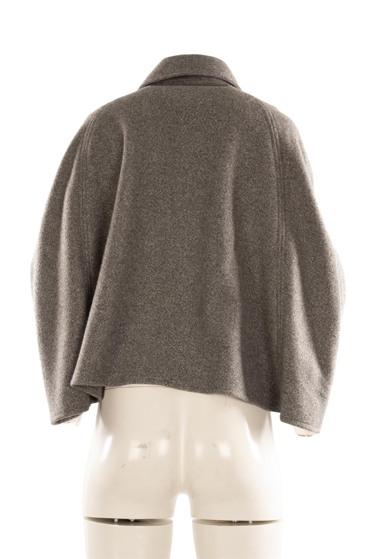 BURBERRY GREY WOOL CAPE MEDIUM - Image 4