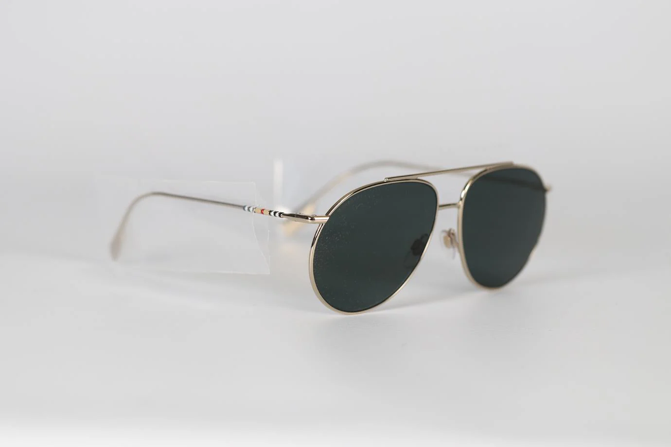 BURBERRY METAL SUNGLASSES - Image 2