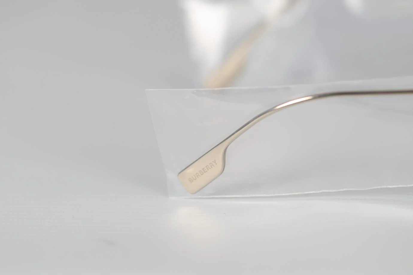 BURBERRY METAL SUNGLASSES - Image 8