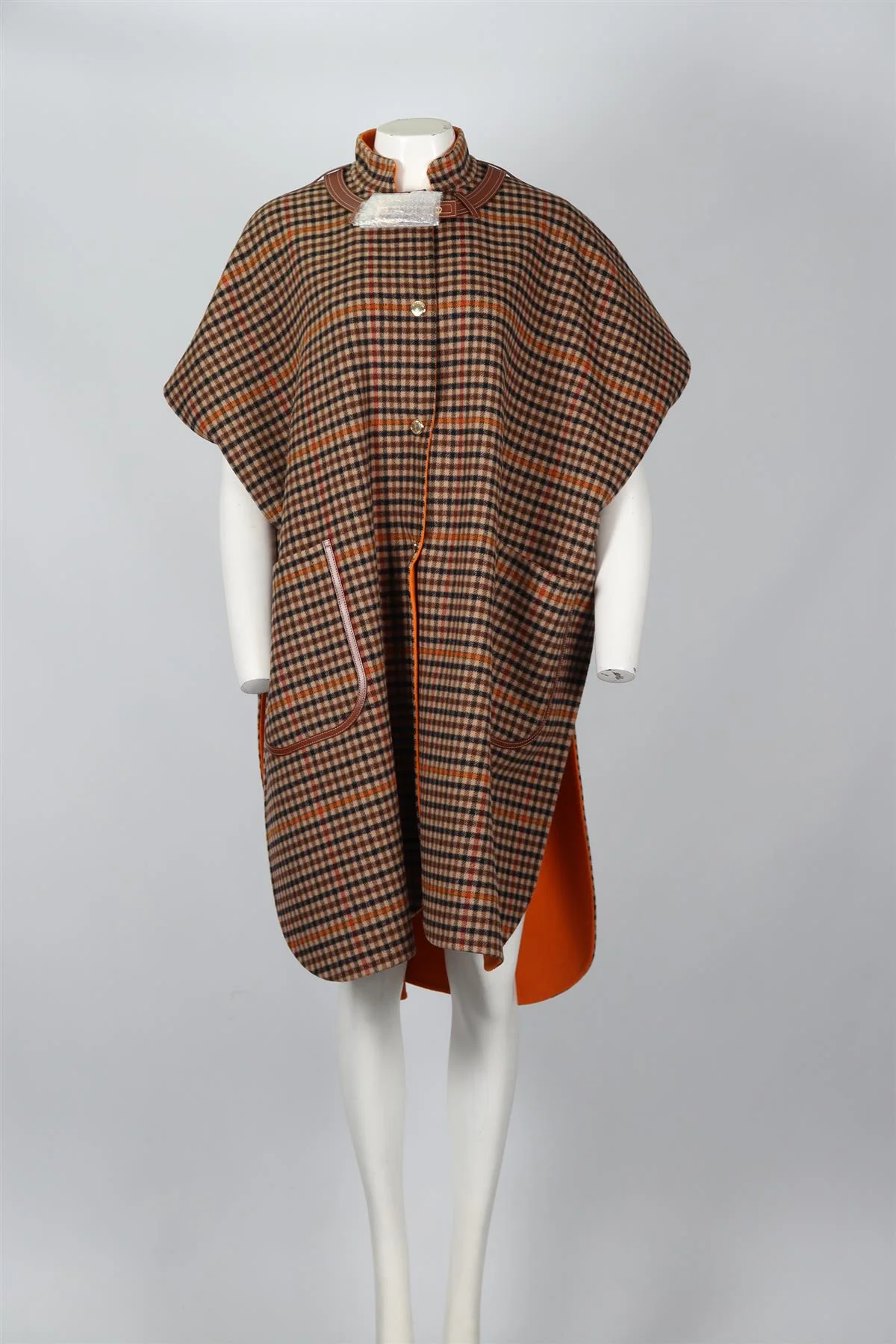 BURBERRY REVERSIBLE CHECKED WOOL CAPE XSMALL-SMALL - Image 2