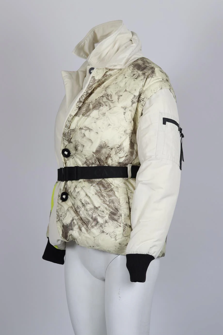 CANADA GOOSE + FENG CHEN WANG SHELL JACKET SMALL - Image 3