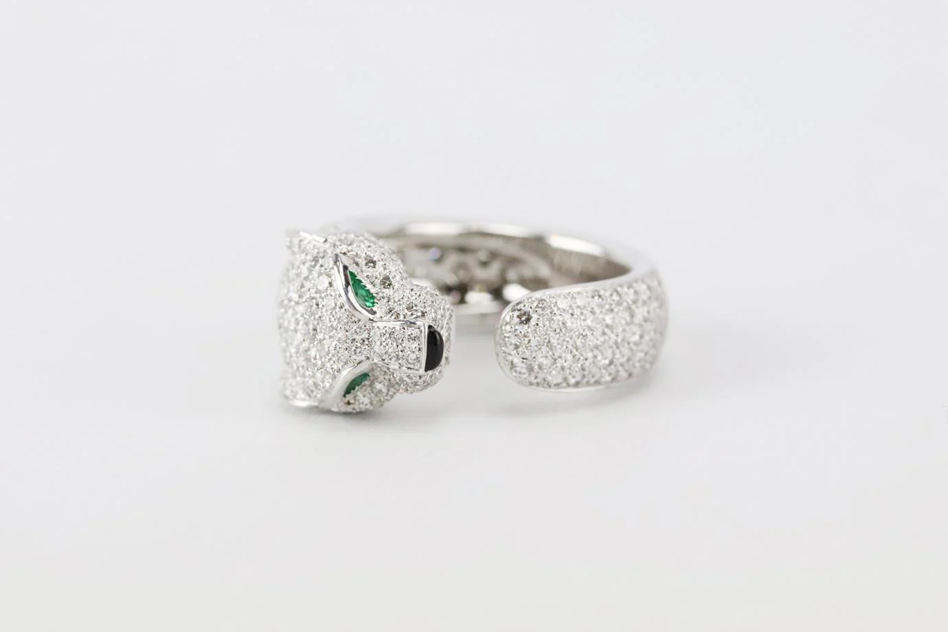 CARTIER PANTHÈRE DE CARTIER 18K WHITE GOLD AND DIAMOND RING 51 MM - Image 2
