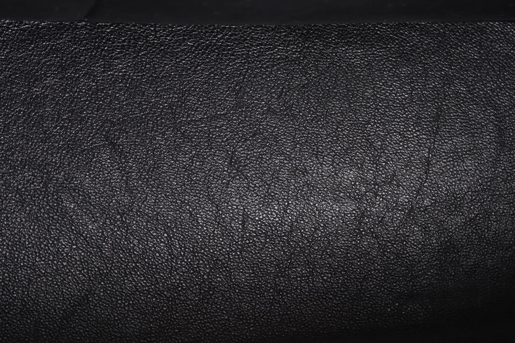 CELINE BLACK TRAPEZE SMALL FELT AND LEATHER TOTE BAG - Image 12