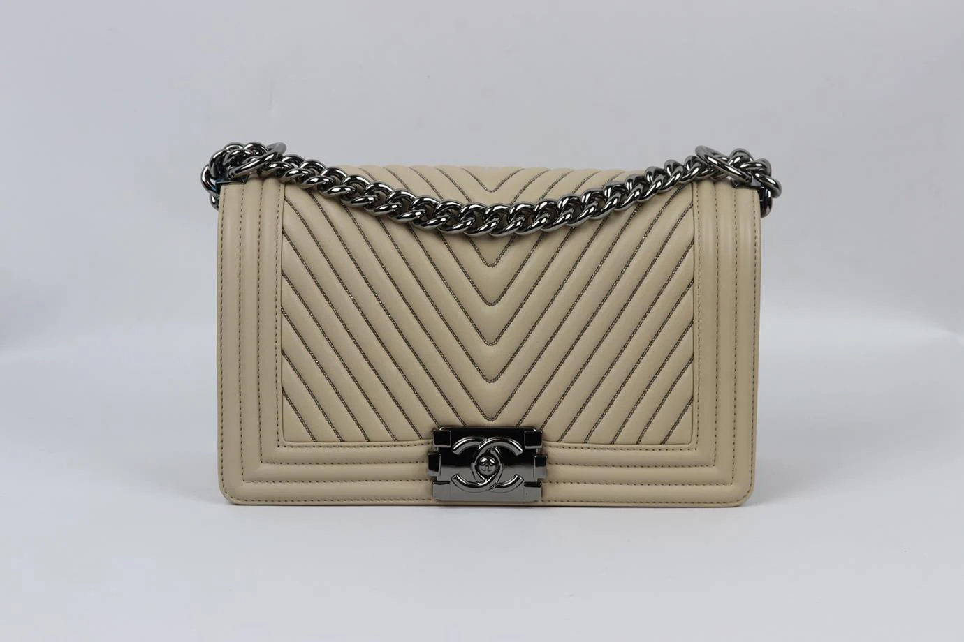 CHANEL 2014 BOY MEDIUM EMBELLISHED CHEVRON LEATHER SHOULDER BAG - Image 2
