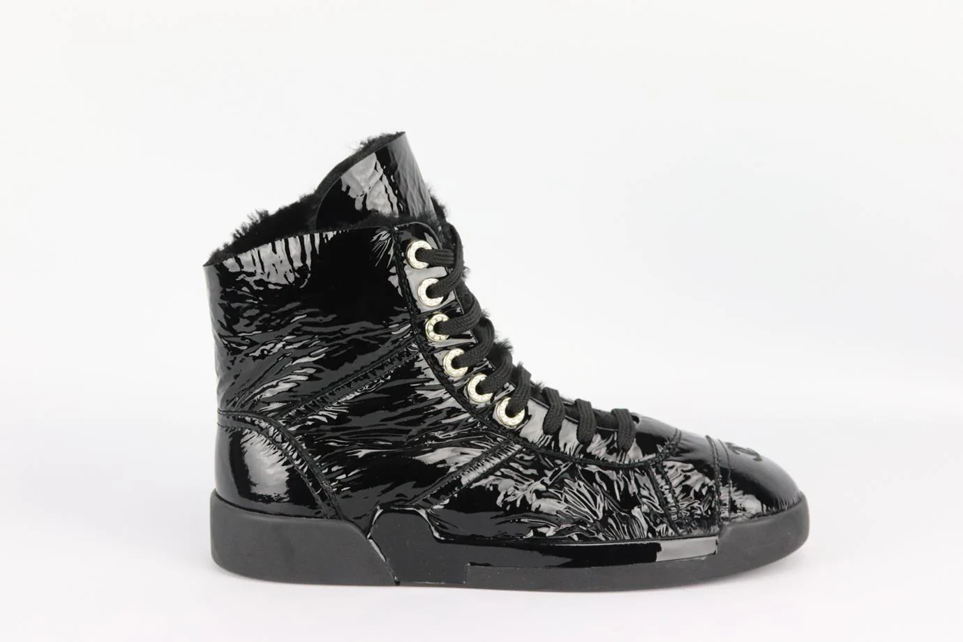 CHANEL 2019 SHEARLING LINED PATENT LEATHER SNEAKERS EU 38 UK 5 US 8 - Image 2