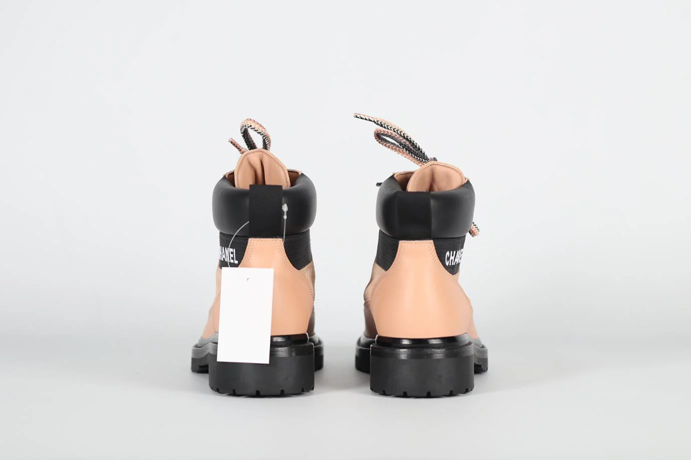 CHANEL 2020 SUEDE AND LEATHER ANKLE BOOTS EU 38 UK 5 US 8 - Image 4