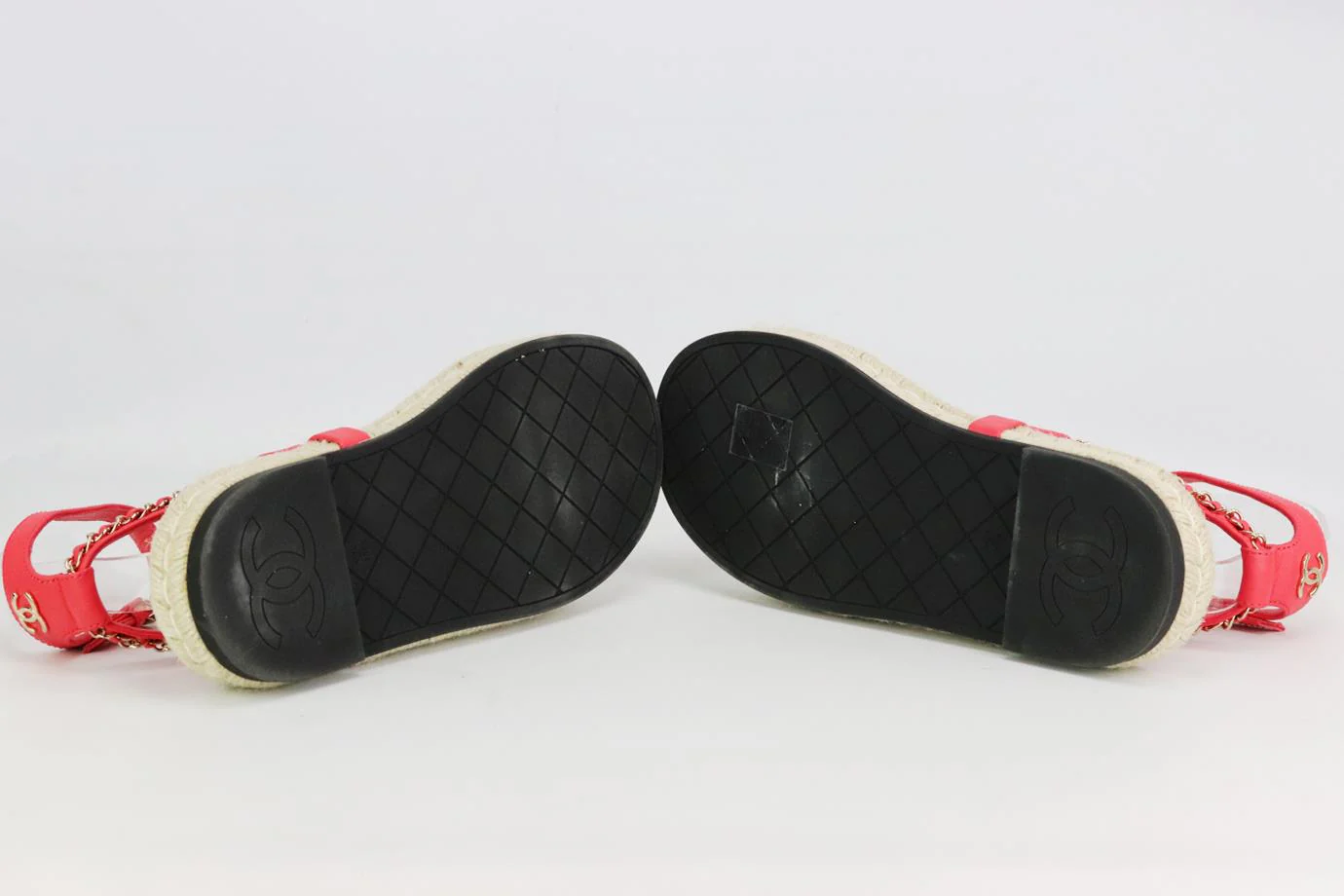 CHANEL 2021 CC DETAILED CHAIN AND LEATHER ESPADRILLE SANDALS EU 38 UK 5 US 8 - Image 5