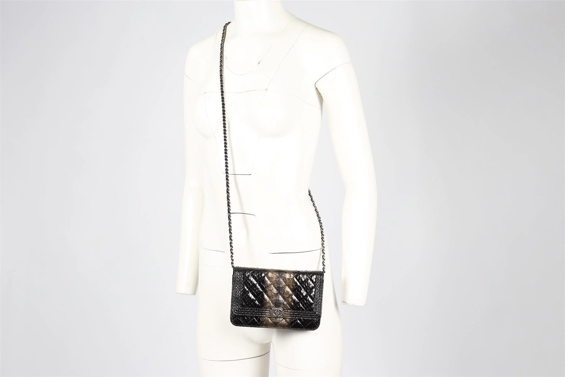 CHANEL BLACK 2014 BOY WALLET ON CHAIN PYTHON SHOULDER BAG - Image 3