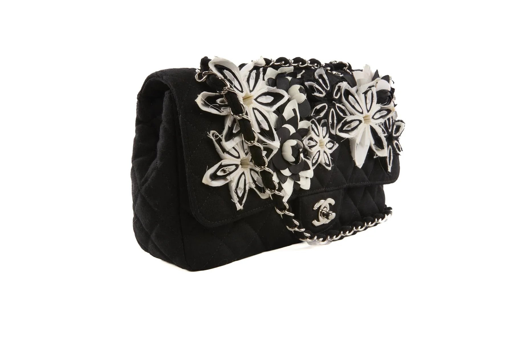 CHANEL BLACK FABRIC FLOWER EMBELLISHED MEDIUM SINGLE FLAP SHOULDER BAG - Image 4
