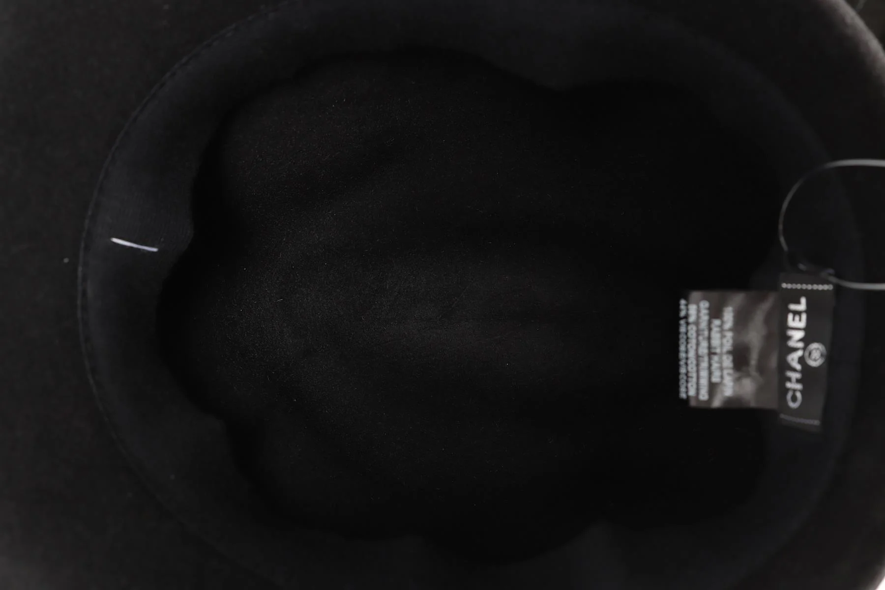 CHANEL BLACK RABBIT FELT HAT LARGE - Image 8