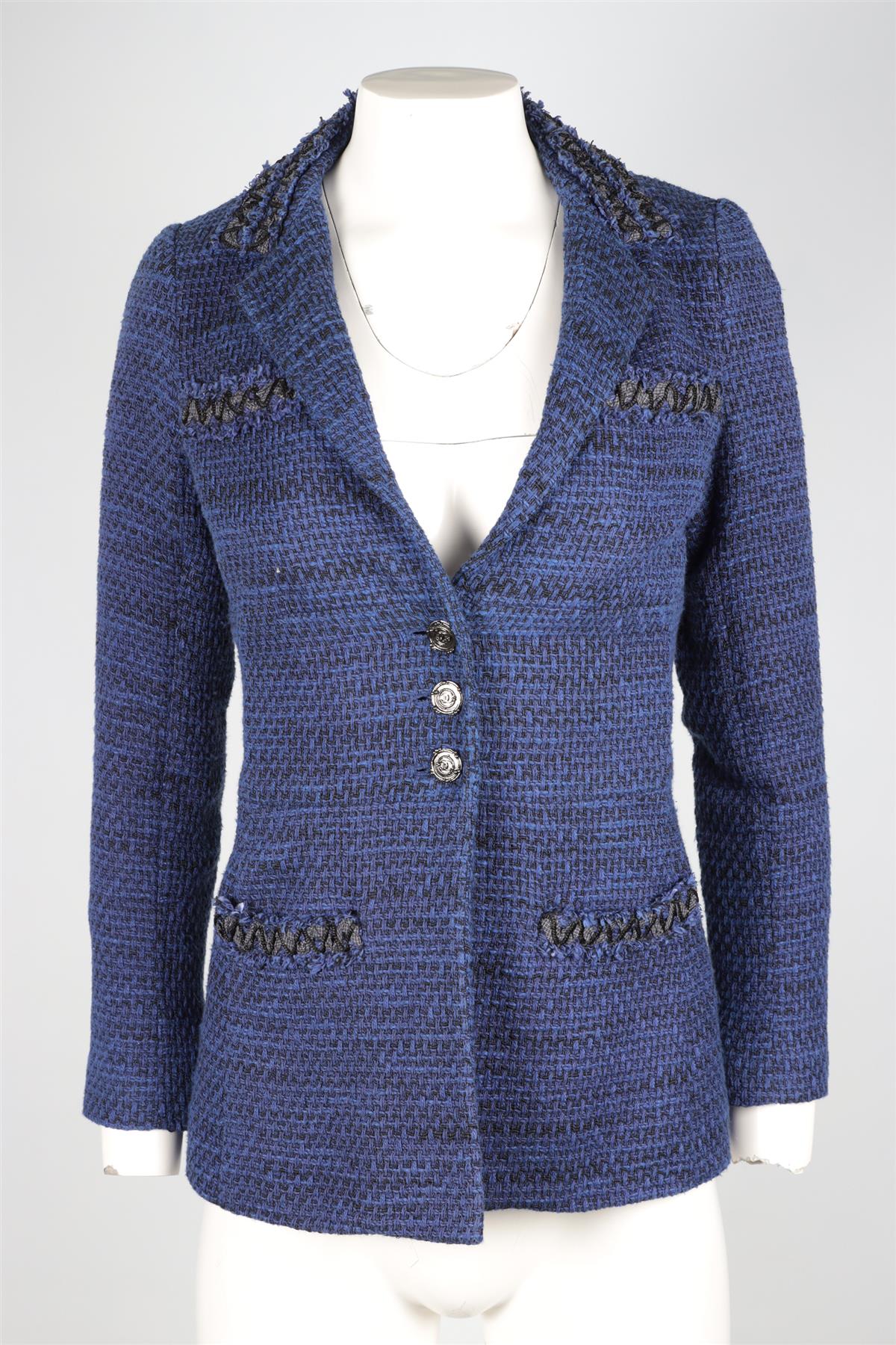 CHANEL BLUE 2009 TWEED JACKET FR 34 UK 6 - Image 2
