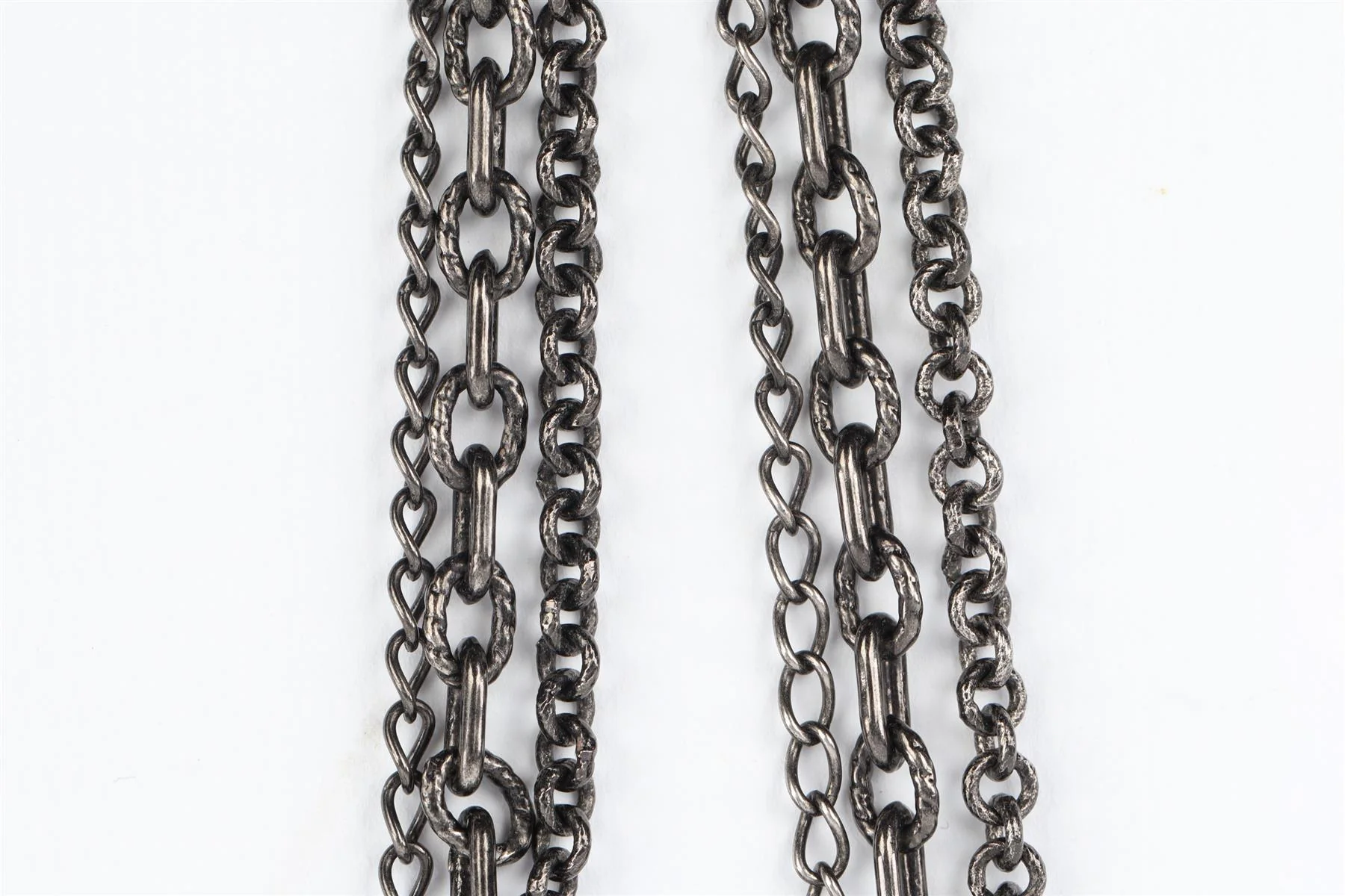 CHANEL GREY 2015 CC CHAIN NECKLACE - Image 4