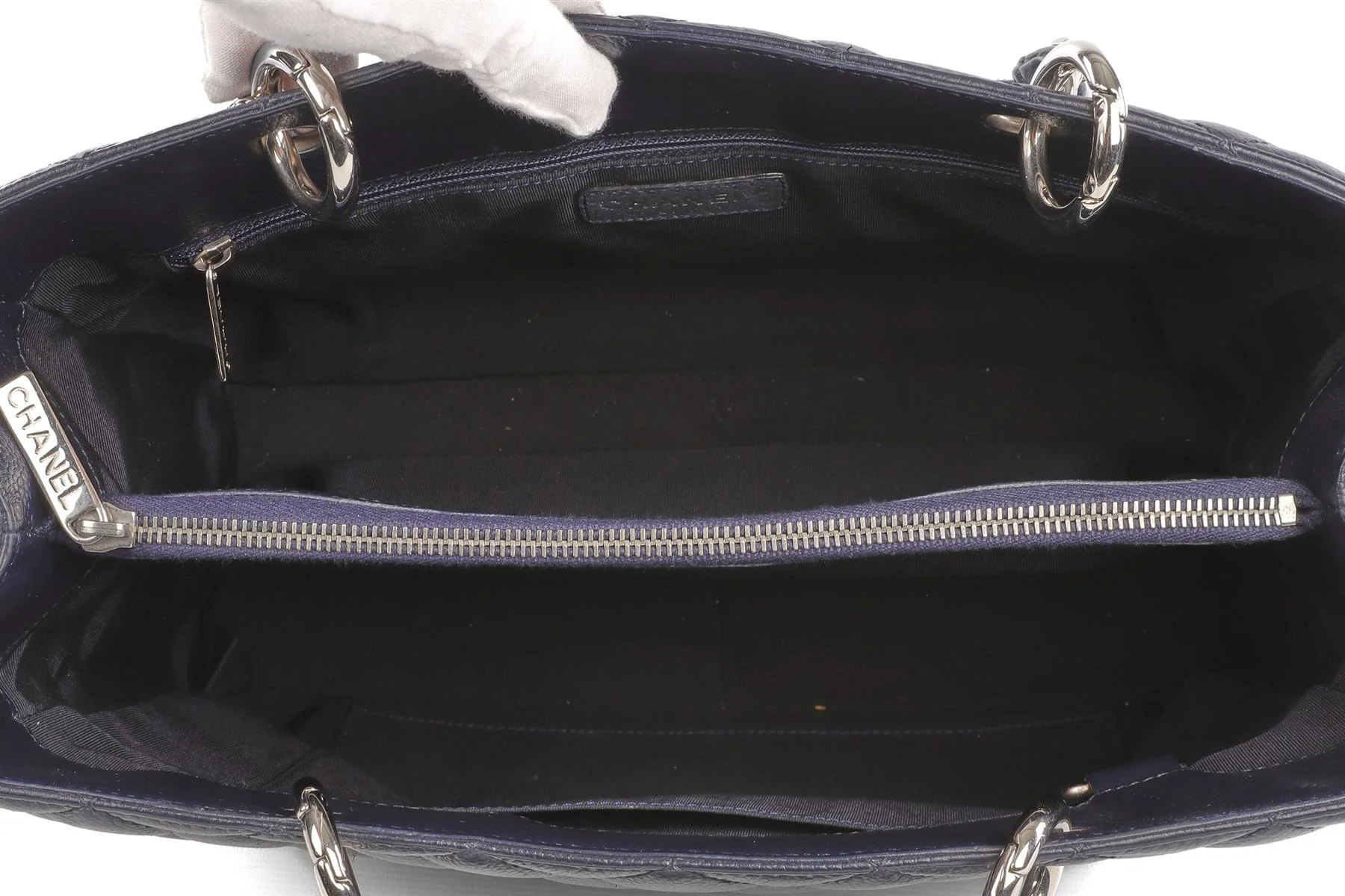 CHANEL NAVY 2008-2009 GRAND SHOPPING GST CAVIAR LEATHER TOTE BAG - Image 8