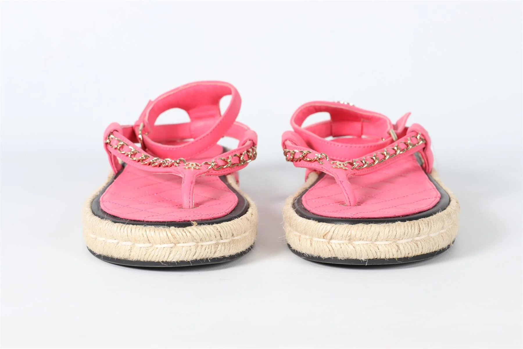 CHANEL PINK 2021 CHAIN AND QUILTED LEATHER THONG SANDALS EU 38 UK 5 US 8 - Image 3