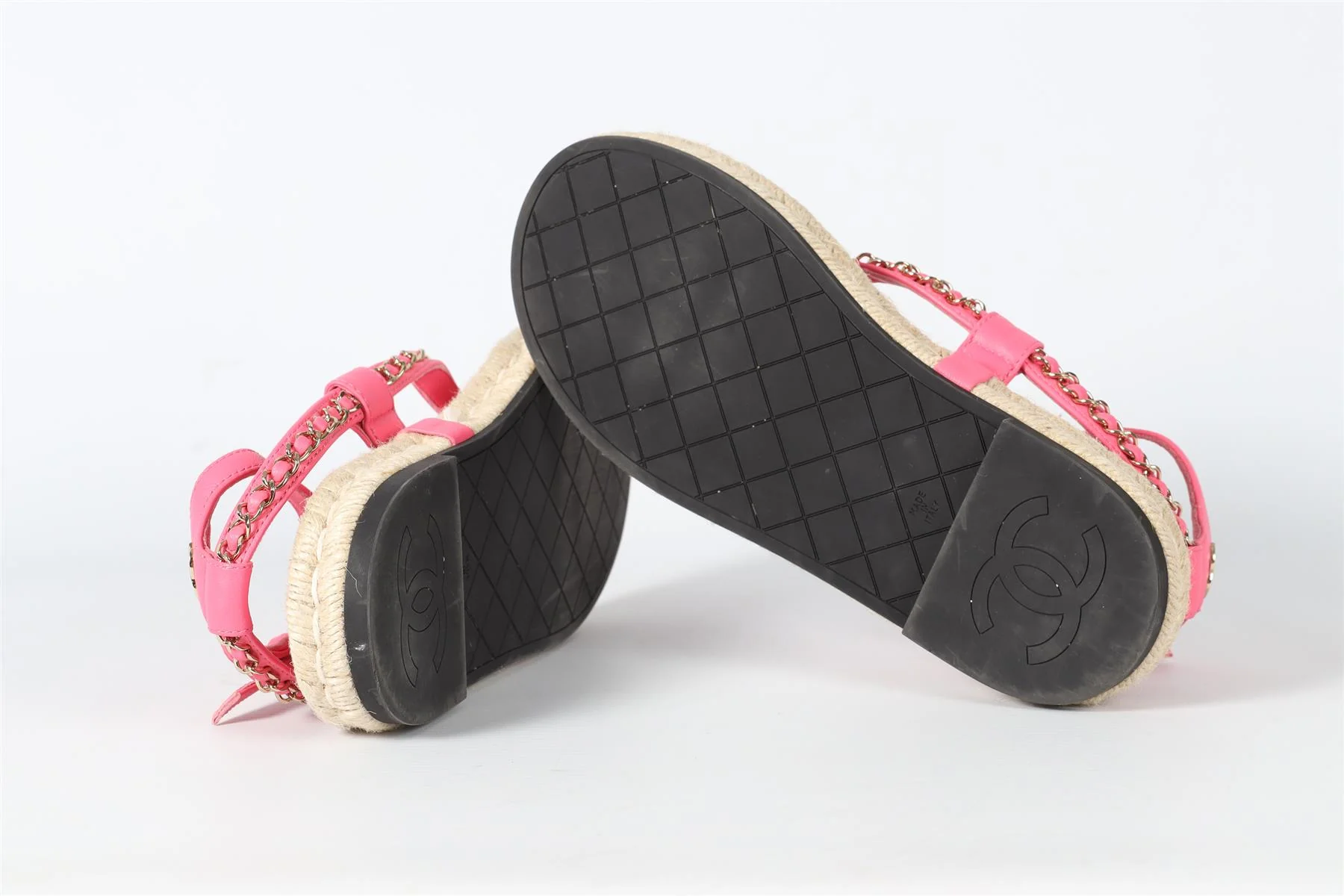 CHANEL PINK 2021 CHAIN AND QUILTED LEATHER THONG SANDALS EU 38 UK 5 US 8 - Image 5