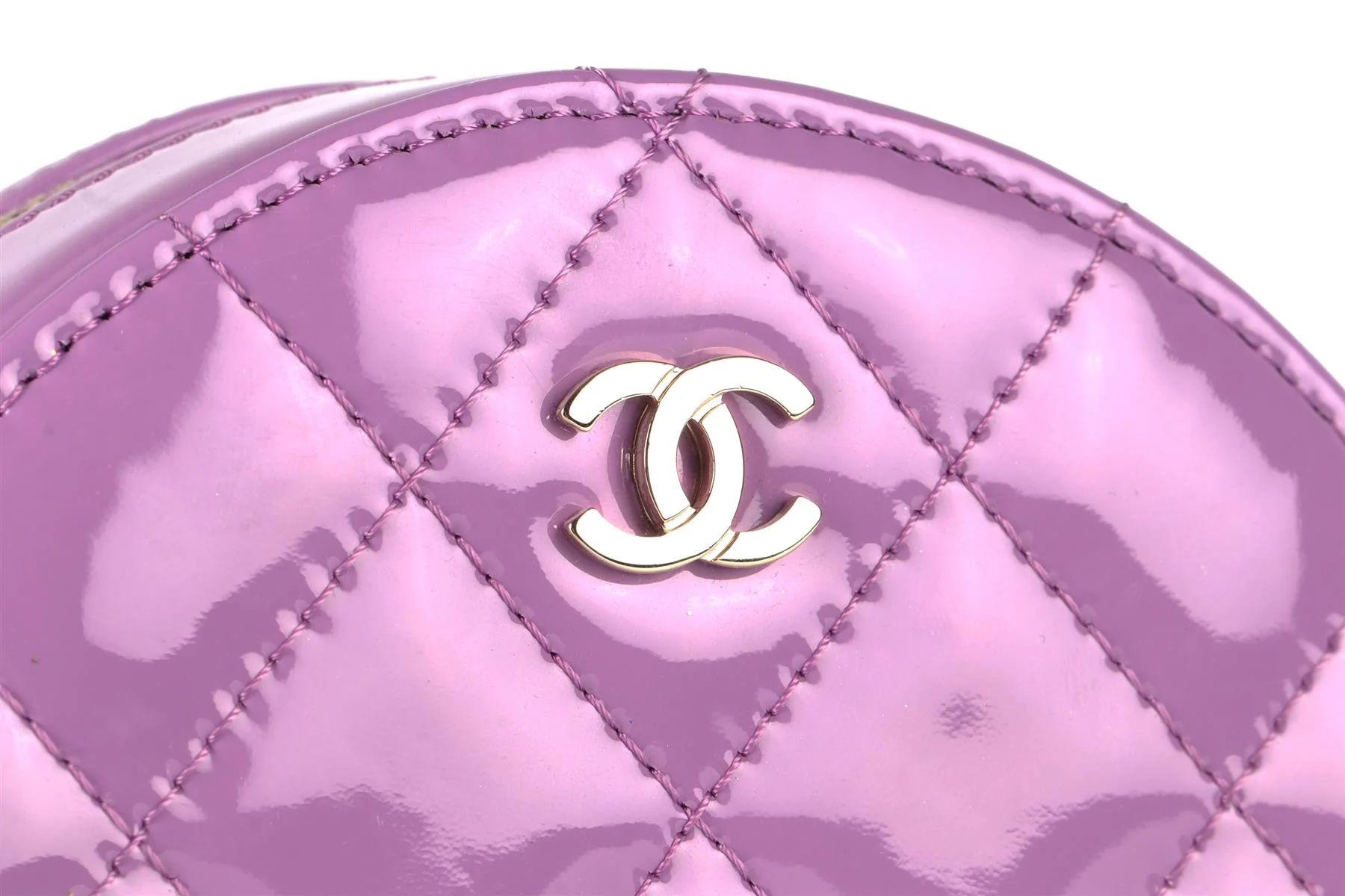 CHANEL PURPLE 2019 ROUND QUILTED PATENT LEATHER SHOULDER BAG - Image 9